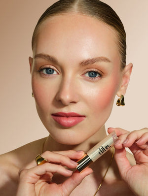 Jam Jam Lip - Rhubarb Pie - Model Image