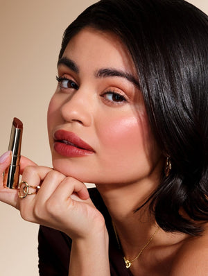 Jam Jam Lip - First Date - Model Image