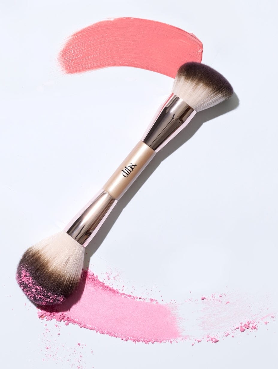Duo Brush Face - Model Image