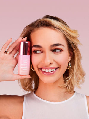 LoveBeam™ Setting Spray - Model Image