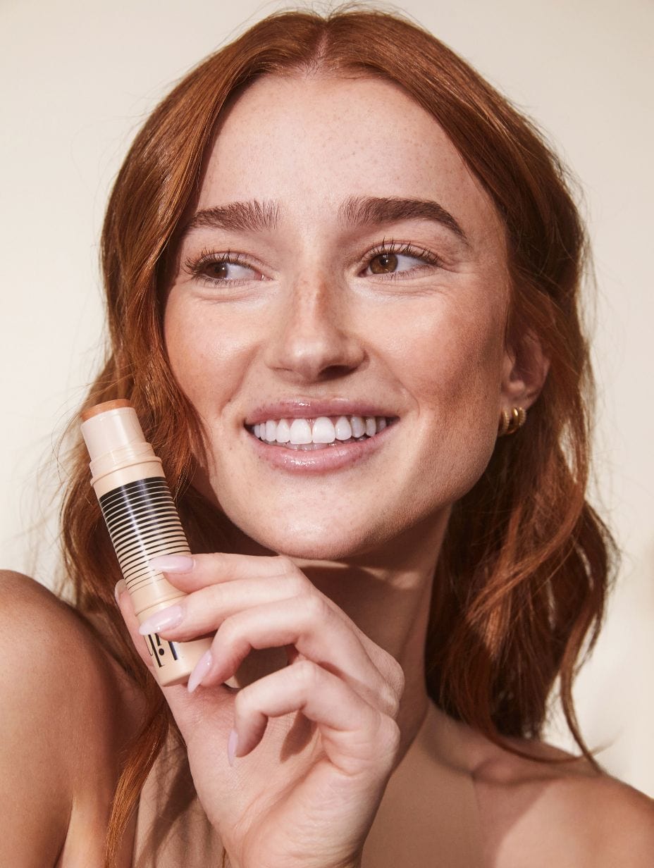 Desert Island Duo - Shade 1 - Model Image