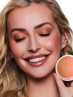 Duet - Starstruck - Poppy Peachy-Coral / Golden Bronze - Model Image